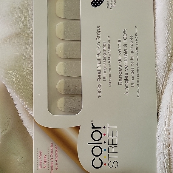 Color Street Dripping in Diamonds - Picture 2 of 4